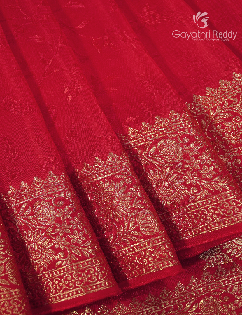 Semi Mysore Crepe Saree in Red