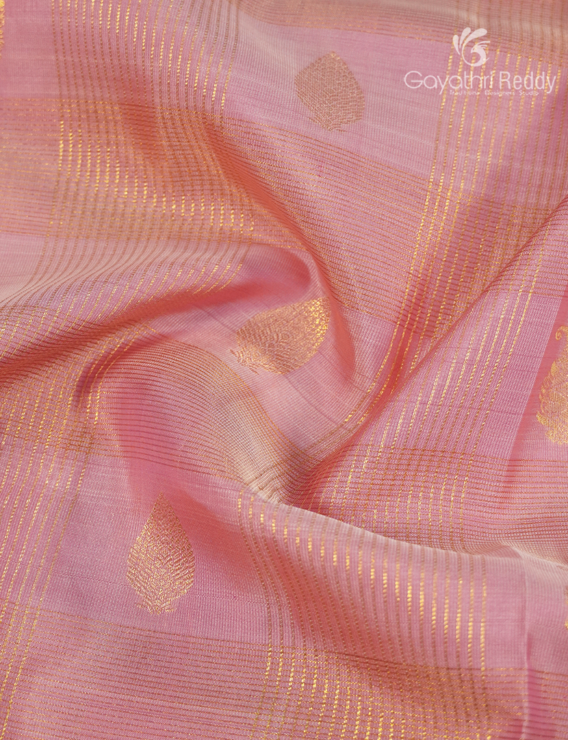 Pure Kanchipuram Silk Vintage Saree in Baby Pink and Orange