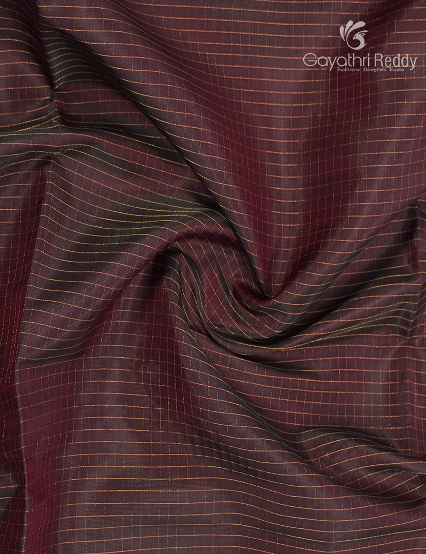 Pure Kanchipuram Light Weight Silk Saree in Brown and Deep Choco Brown