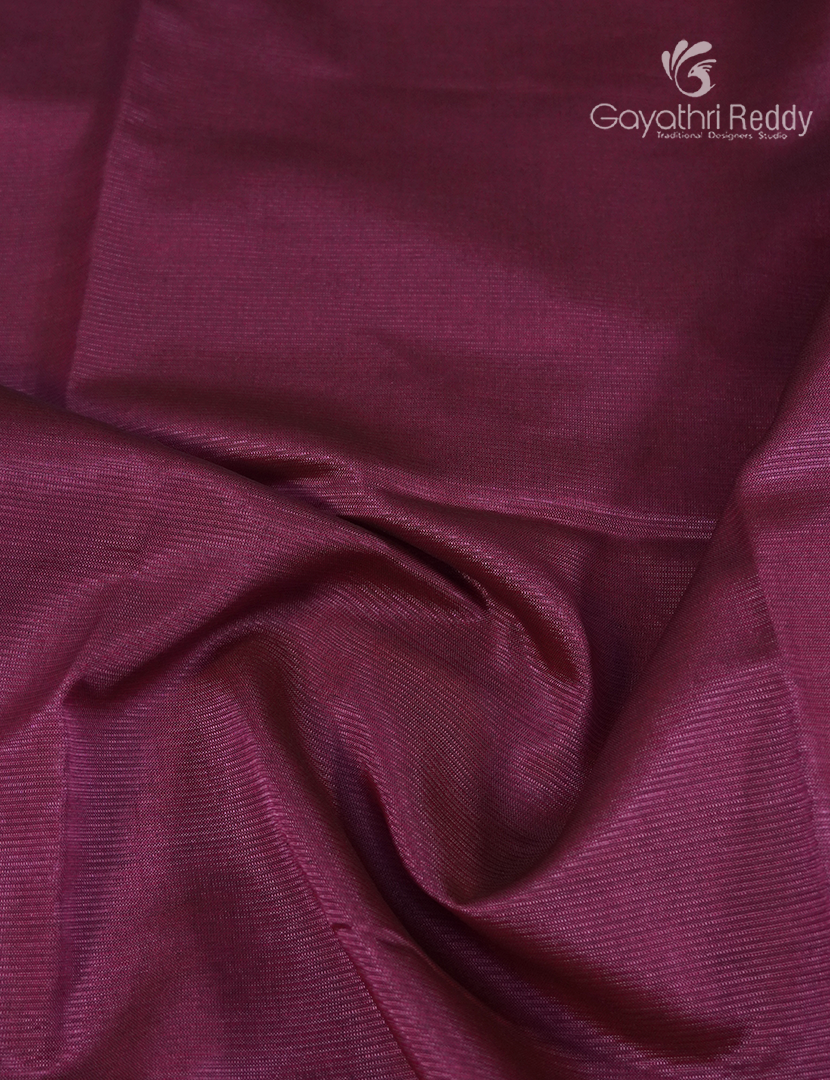 Mangalagiri Pattu Saree in Deep Magenta