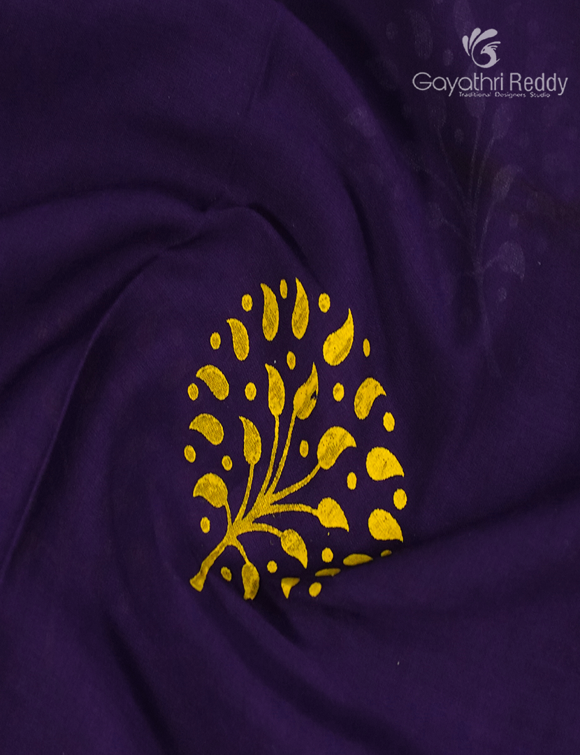 Pure MulMul Cotton Saree in Deep Violet