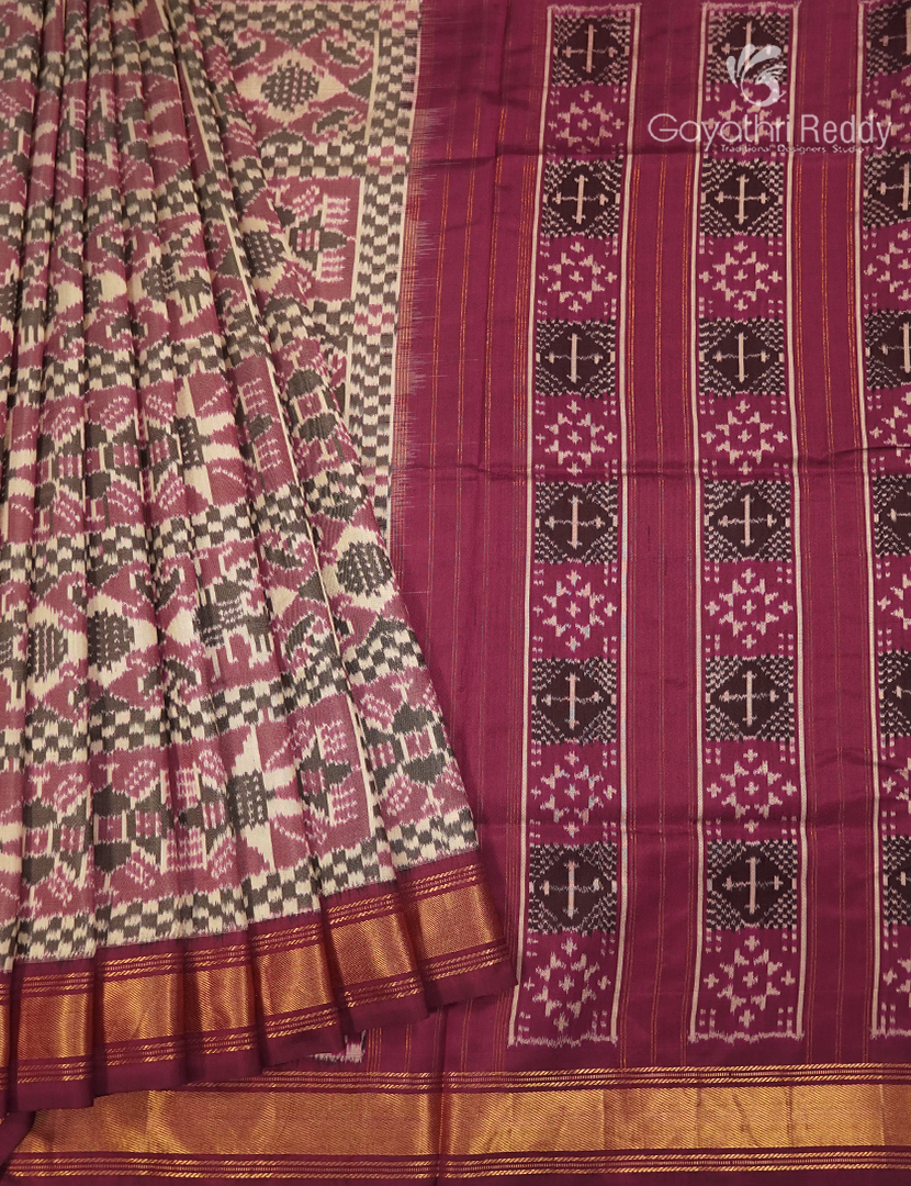 Pure Ikat Silk Saree in Onion Pink and Magenta