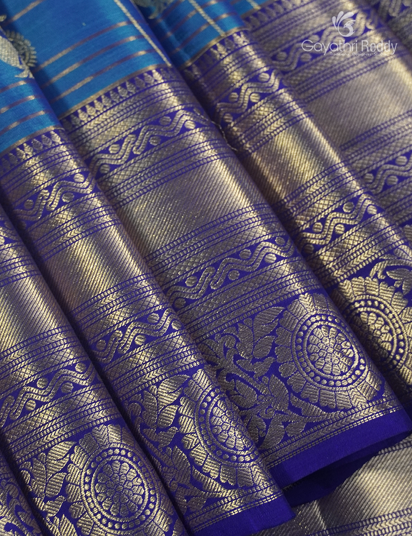 Pure Kanchi Vintage Saree in Feroz Blue and Deep Blue