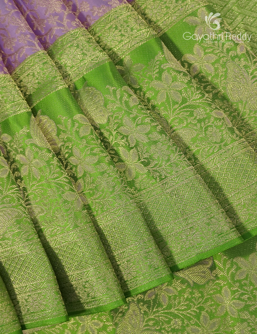 Pure Kanchipuram Bridal Silk Saree in Lavender and Parrot Green