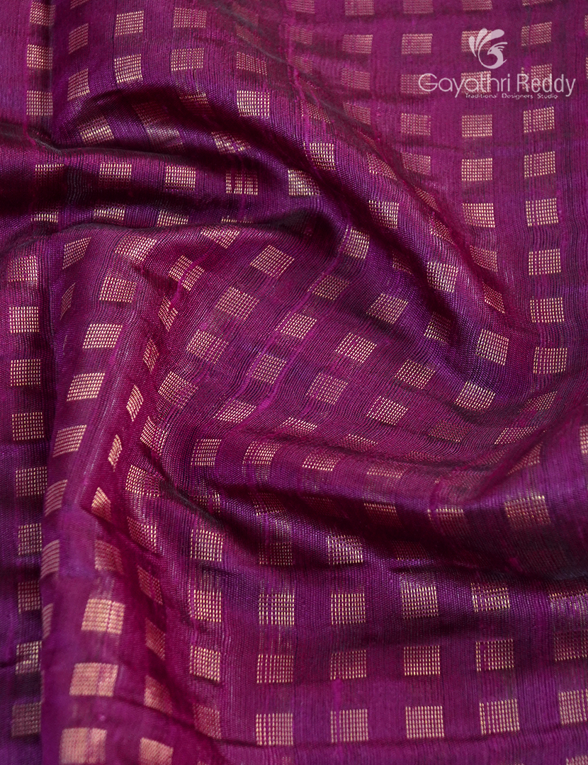 Pure Khadi Pattu Saree in Deep Magenta