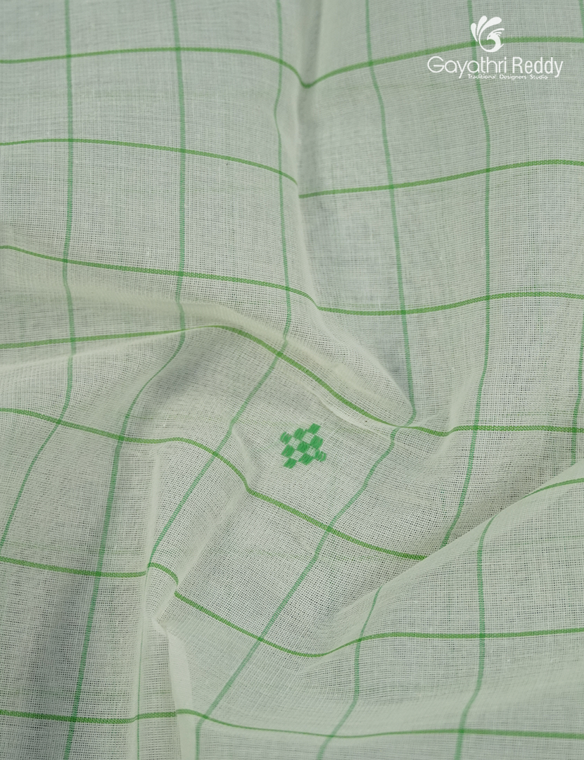Pure Kanchi Cotton Saree in Cream and Parrot Green