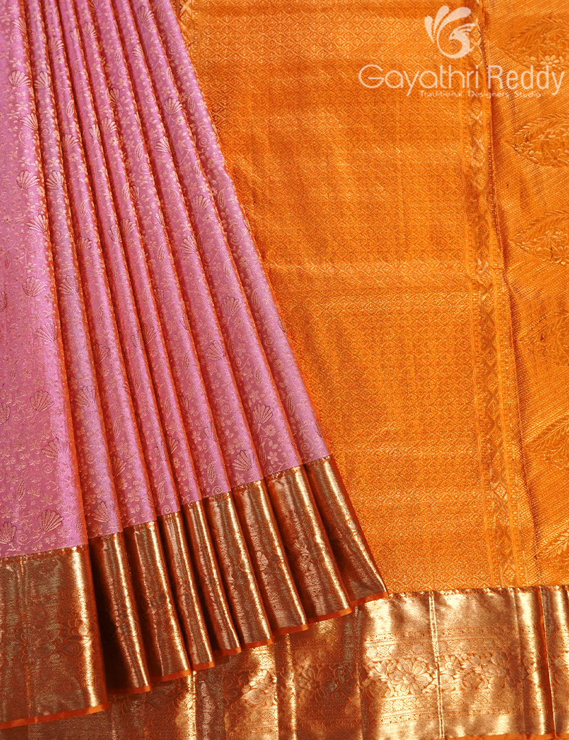 KANCHI PATTU-KP8256