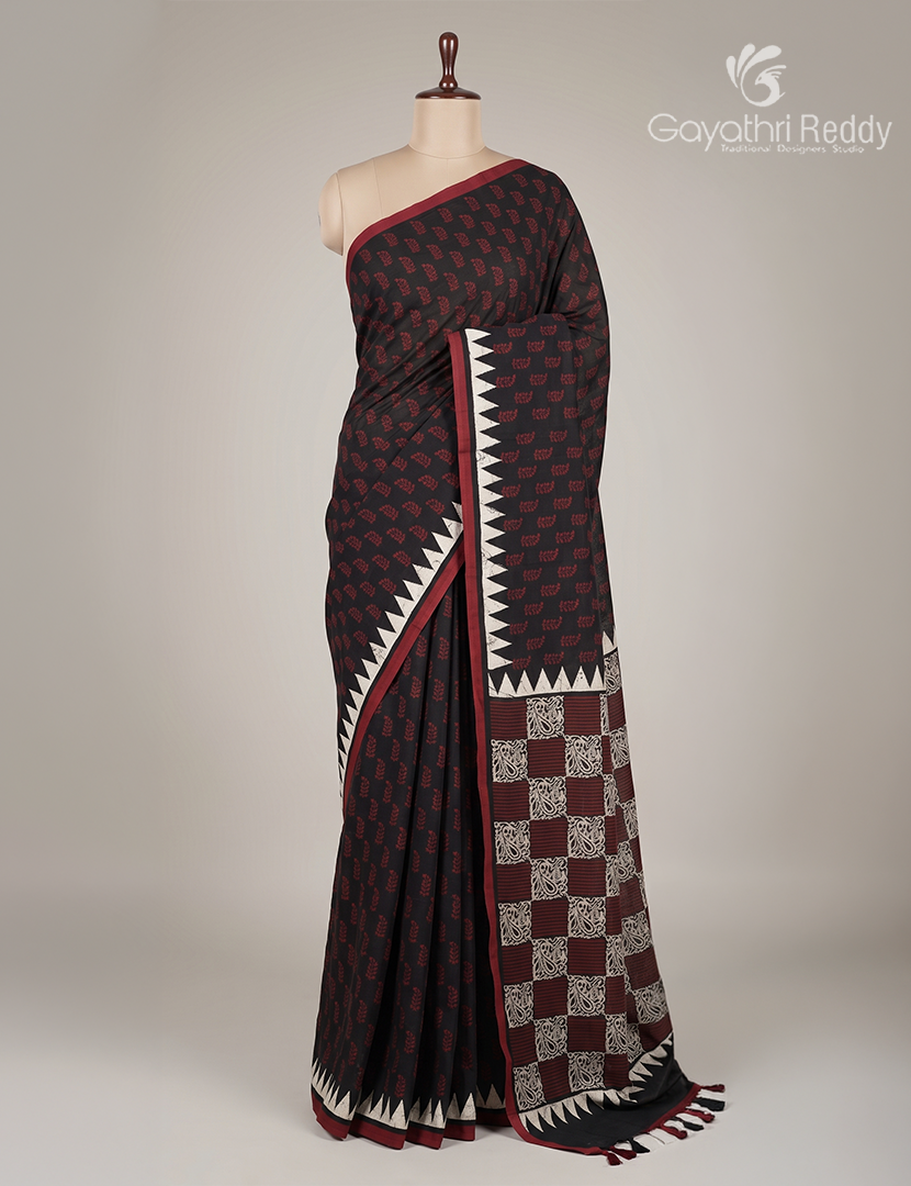 Vidharbha Cotton Saree in Black , Maroon and White