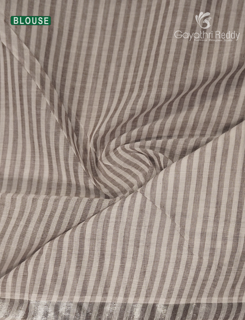 Pure Kanchi Cotton Saree in Cream and Grey