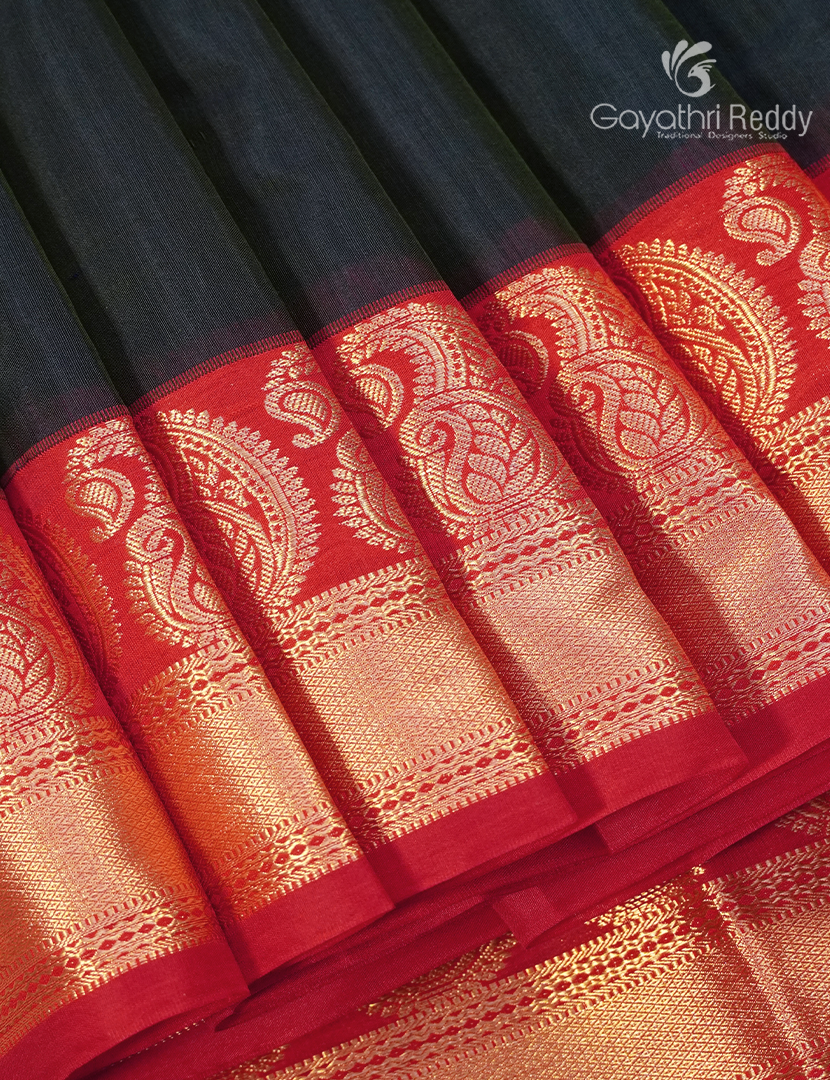 Pure Kanchi Sico Saree in Black and Red