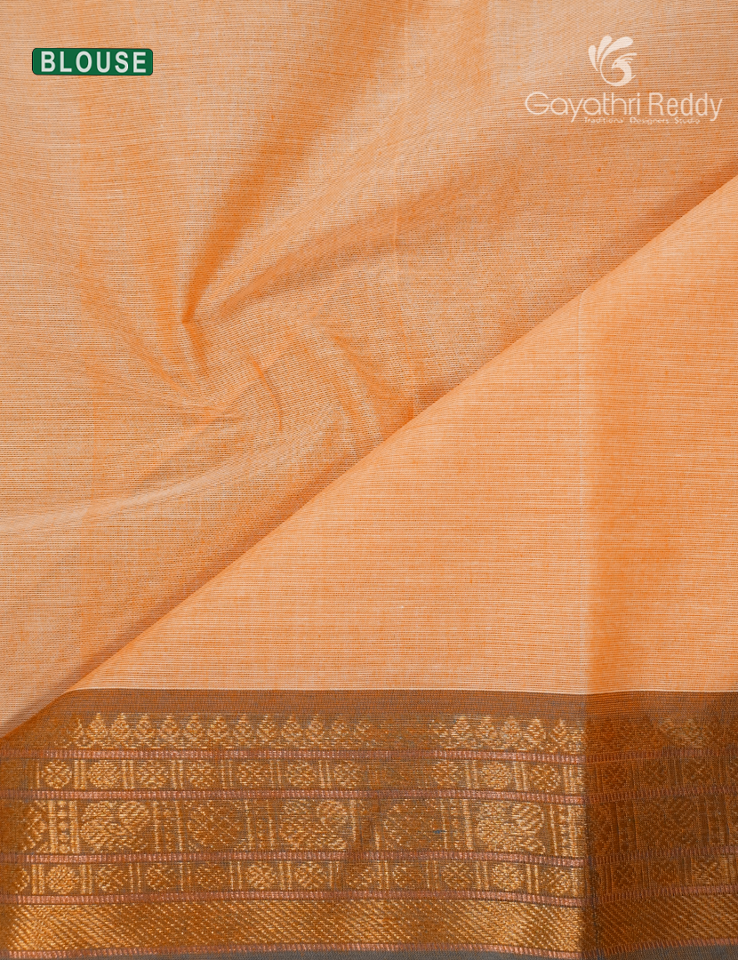 Pure Handloom Cotton Saree in Light Peach