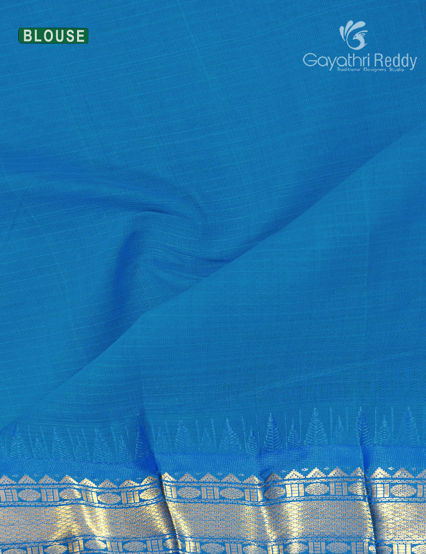 Pure Gadwal Cotton Saree in Lotus Link and Sky Blue