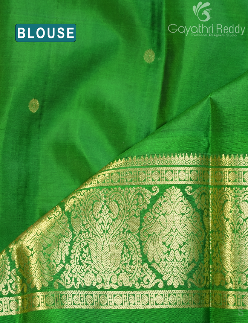 PURE KANCHI PATTU SAREE-KP8383