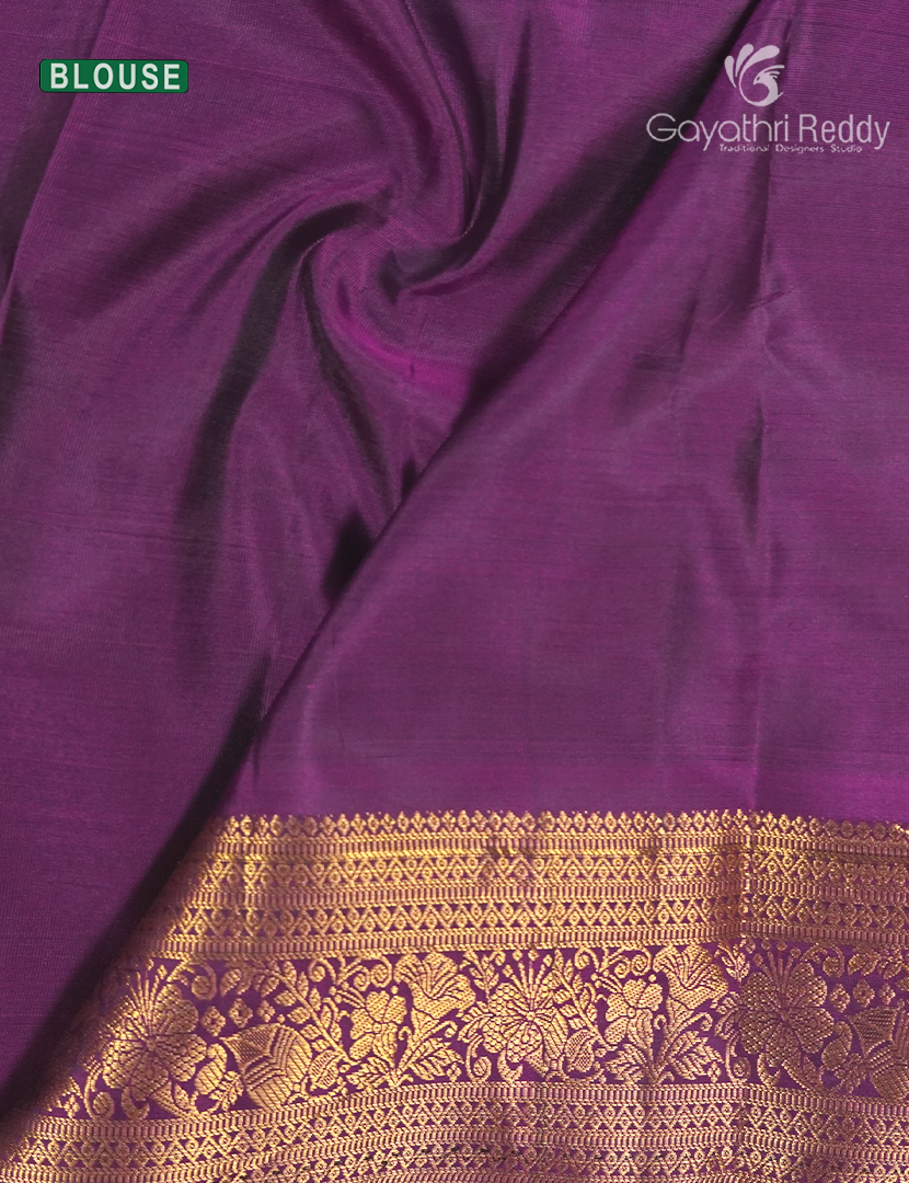 Pure Kanchipuram Silk Saree in Mehendi Green and Purple
