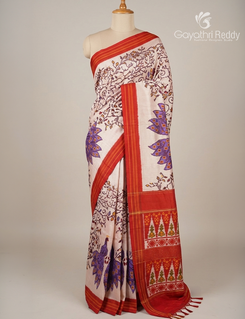 Pure Ikat Silk Saree in Onion Pink and Deep Pink
