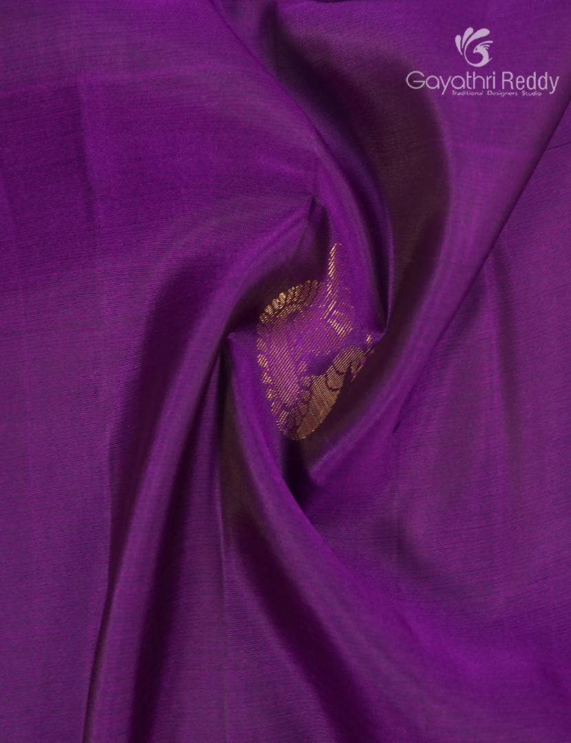 Pure Kanchipuram Soft Silk Saree in Purple and Parrot Green