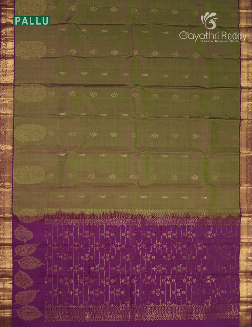 Pure Kanchipuram Silk Saree in Henna Green and Magenta