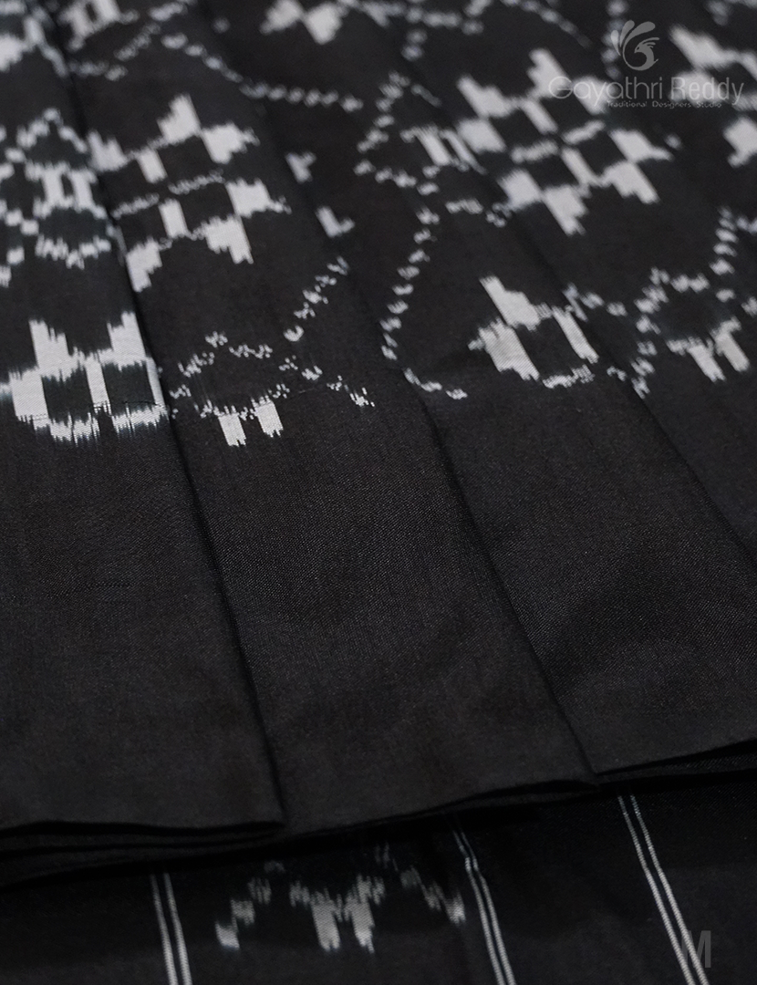 PURE IKKAT PATTU-IP705