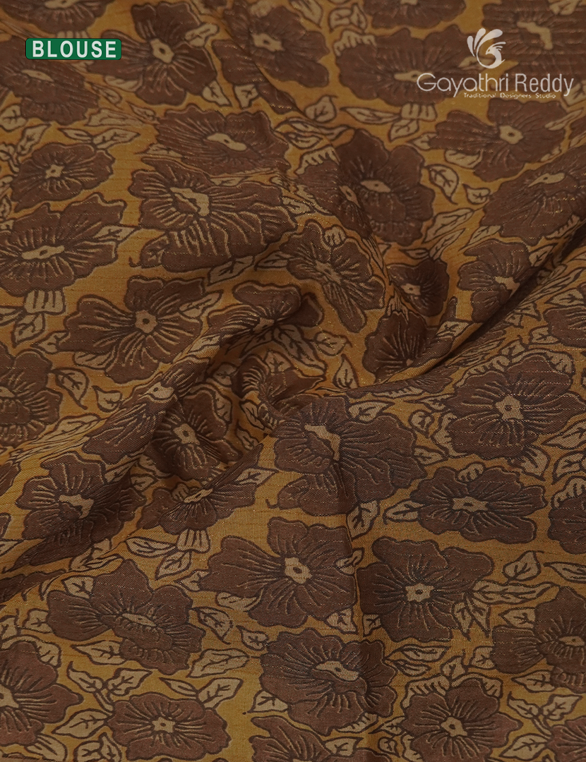 Pure Munga Silk Saree in Golden Beige