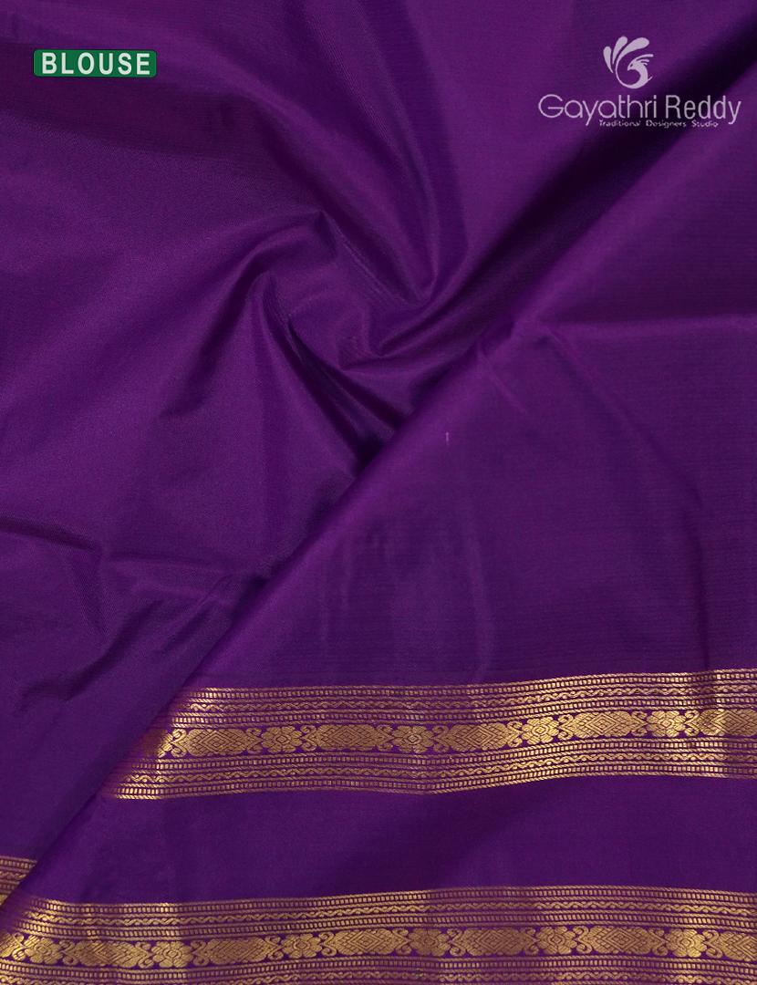 Pure Kanchipuram Vintage Silk Saree in Deep Violet and Purple
