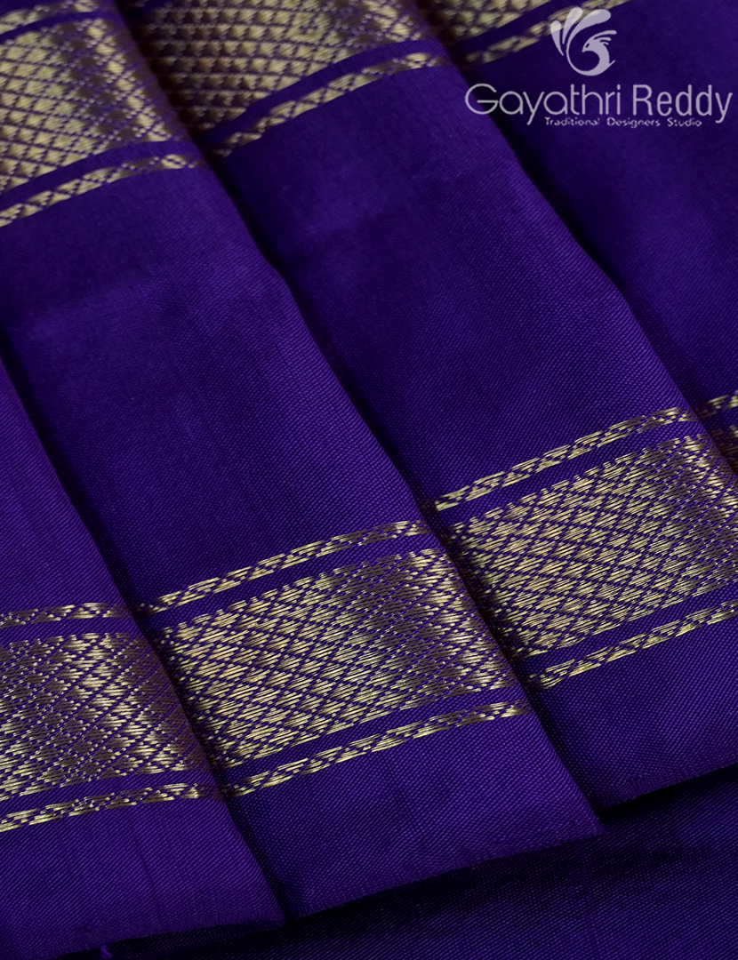 PURE IKKAT PATTU-IP764