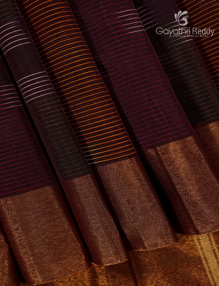 Semi Ikat Sico Saree in Maroon