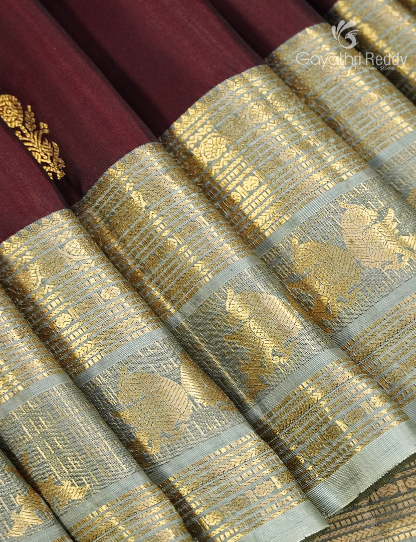 Pure Kanchipuram Silk Saree in Deep Brown and Mint Green(Medium Borders )-KP8771