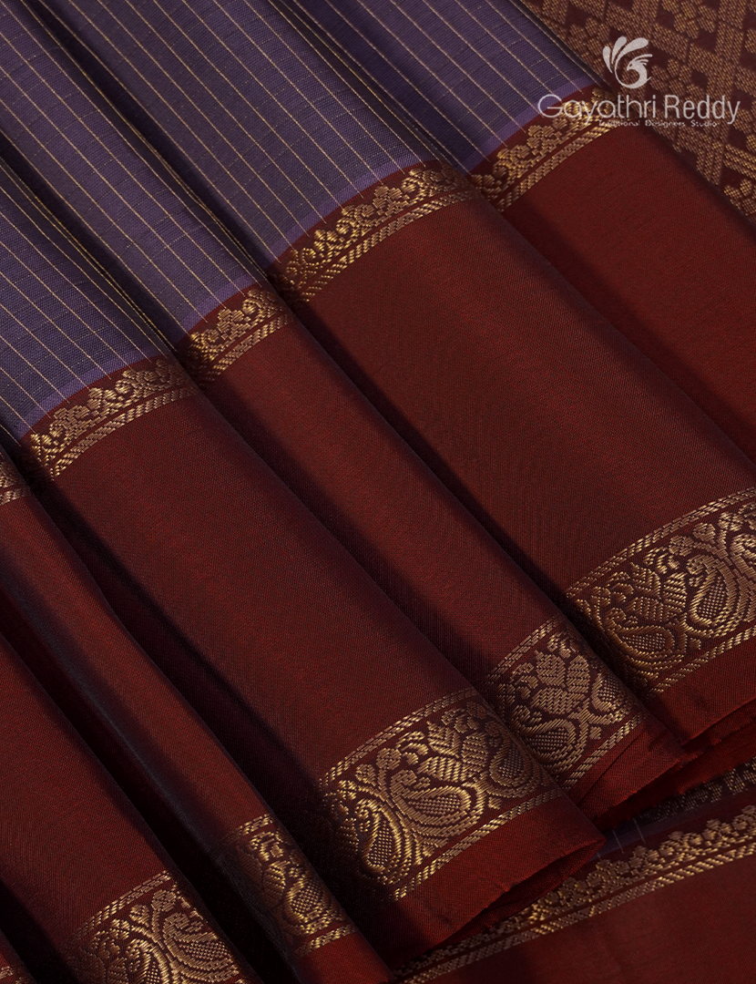Pure Kanchipuram Light Weight Silk Saree in Mauve Lavender and Maroon
