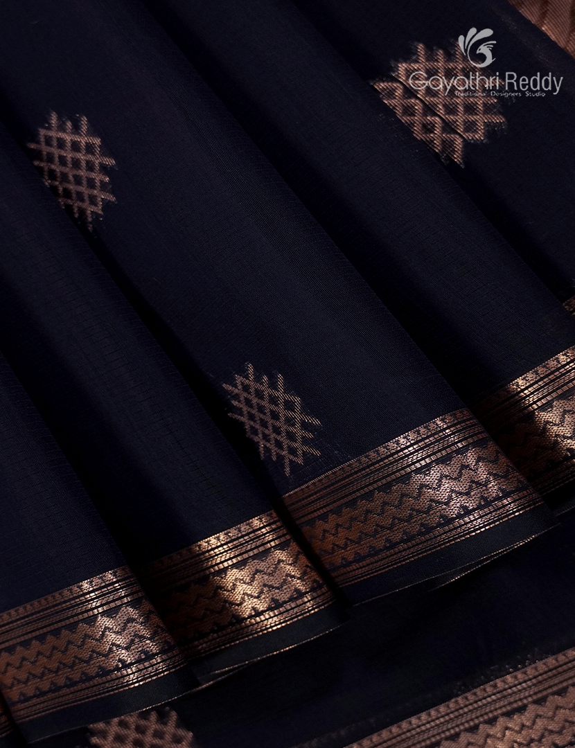 Kanchipuram Sico Saree in Black and Brown