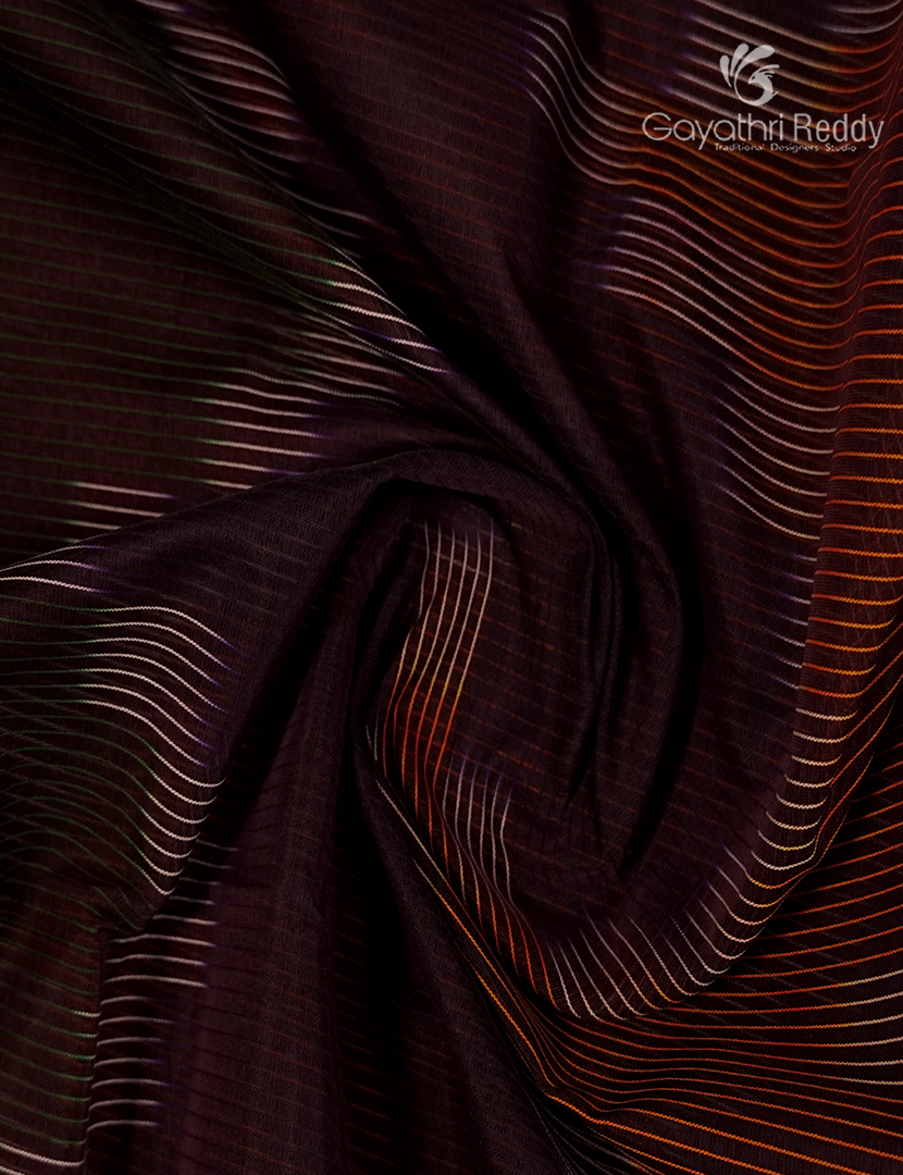 Semi Ikat Sico Saree in Maroon