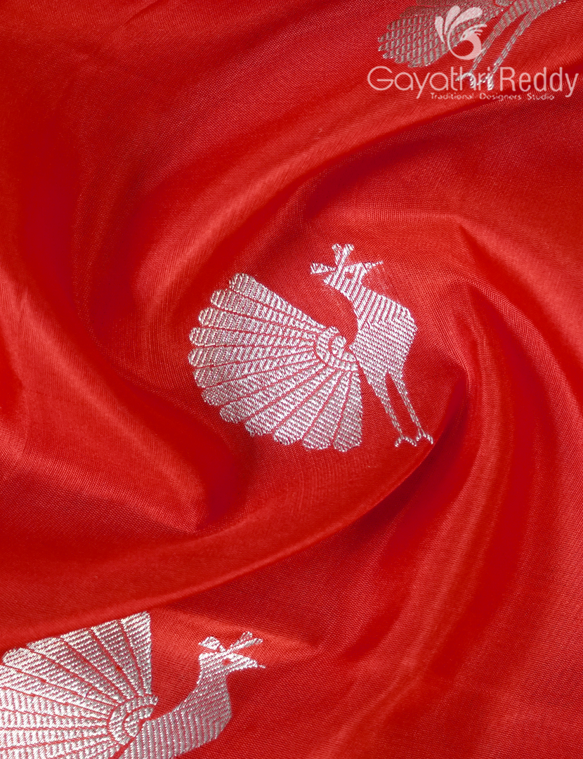 PURE VENKATAGIRI PATTU-VP1155