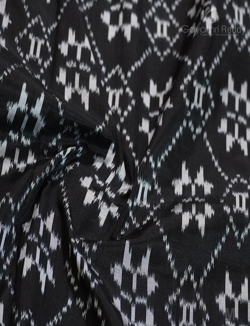 PURE IKKAT PATTU-IP705