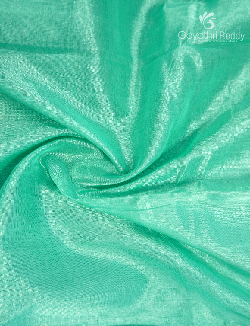 Pure Mangalagiri Langa Voni Set in Neon Green