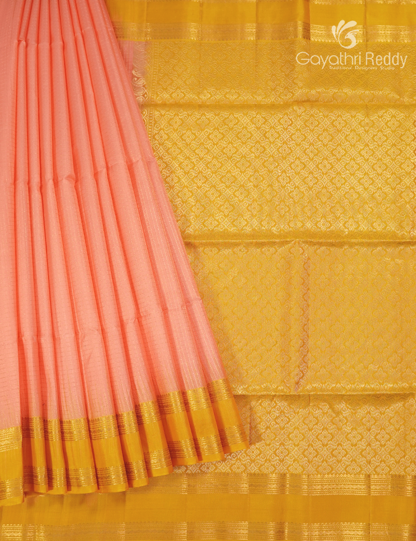 Pure Kanchipuram Vintage Silk Saree in Peach and Golden Yellow