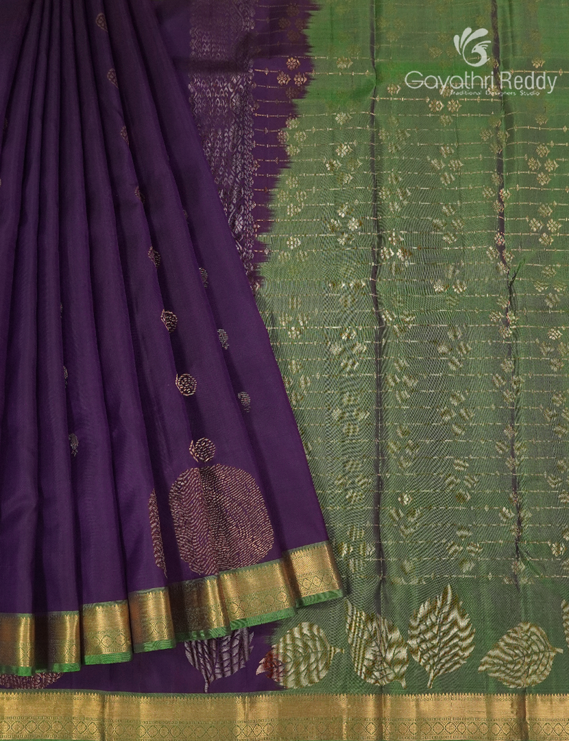 Pure Kanchipuram Silk Saree in Deep Violet and Green