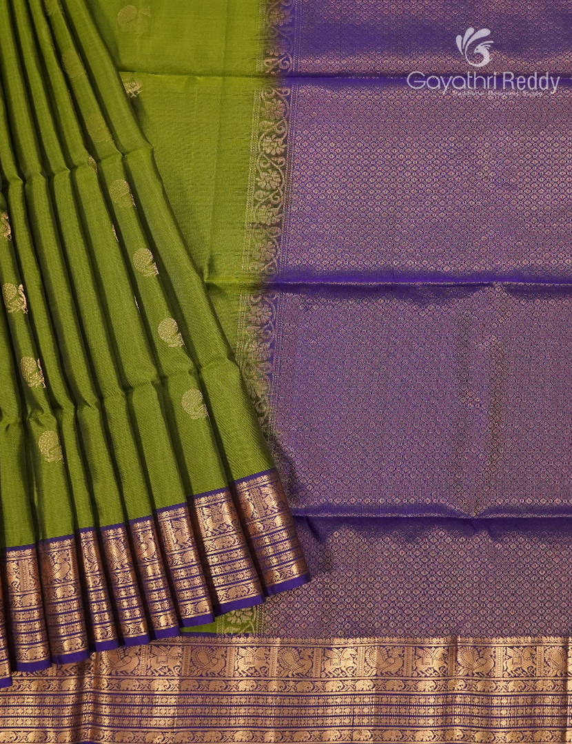 Pure Kanchipuram Soft Silk Saree in Mehendi Green and Navy Blue