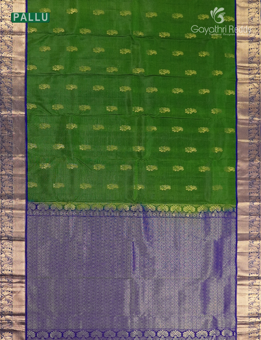 Pure Kanchipuram Silk Saree in Deep Leaf Green and Navy Blue