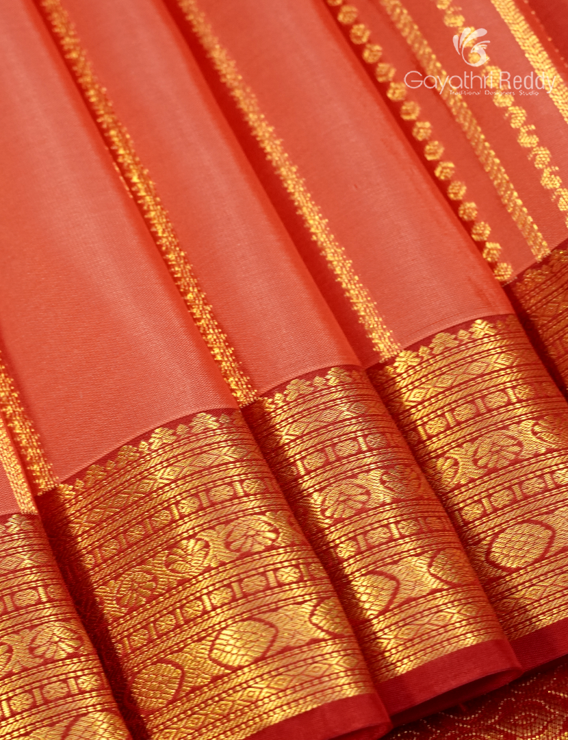 Pure Kanchipuram Silk Vintage Saree in Orange and Red