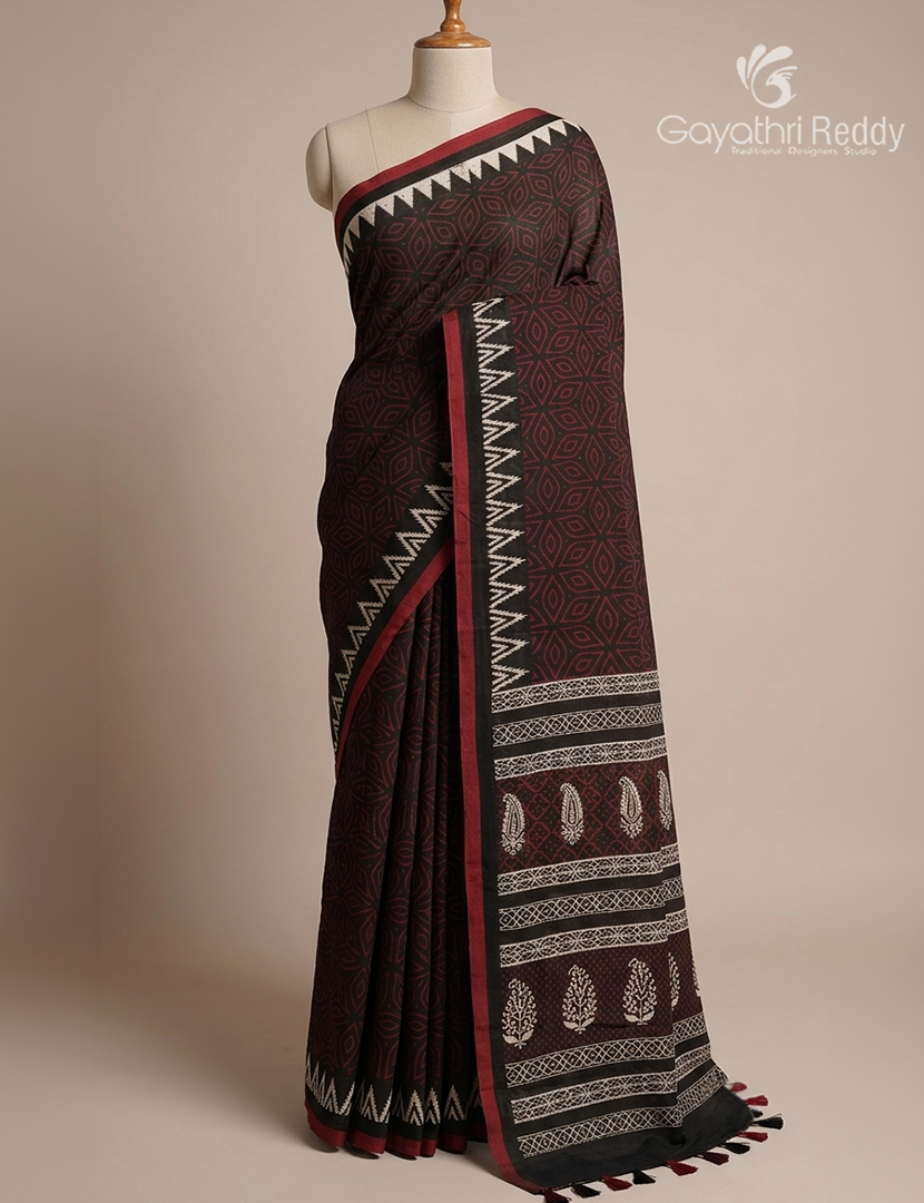 Vidharbha Cotton Saree in Black
