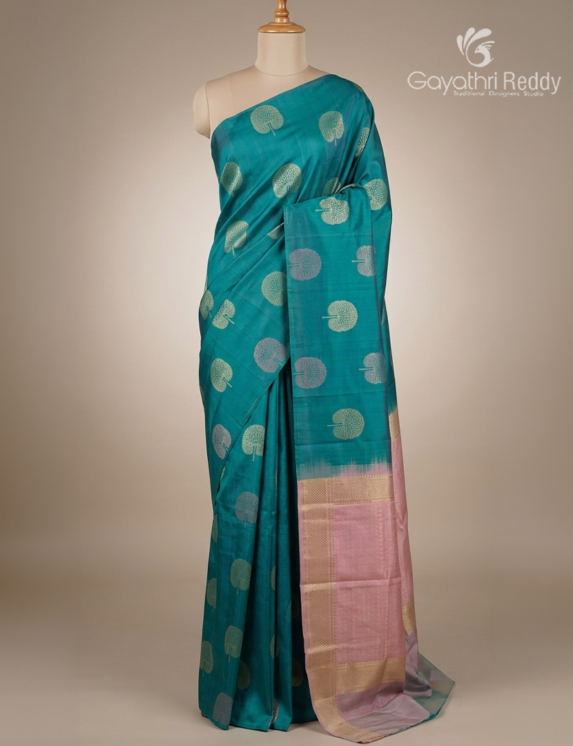 Pure Kanchipuram Silk Saree in Sea Green (Butta Style )