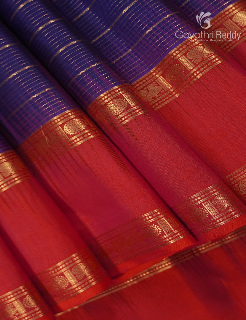 Pure Kanchipuram Vintage Silk Saree in Violet and Orange
