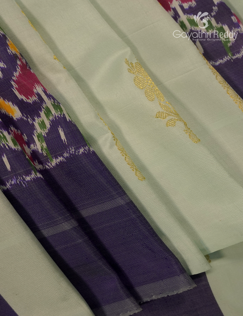 Pure Ikat Silk Saree in Cream and Grey