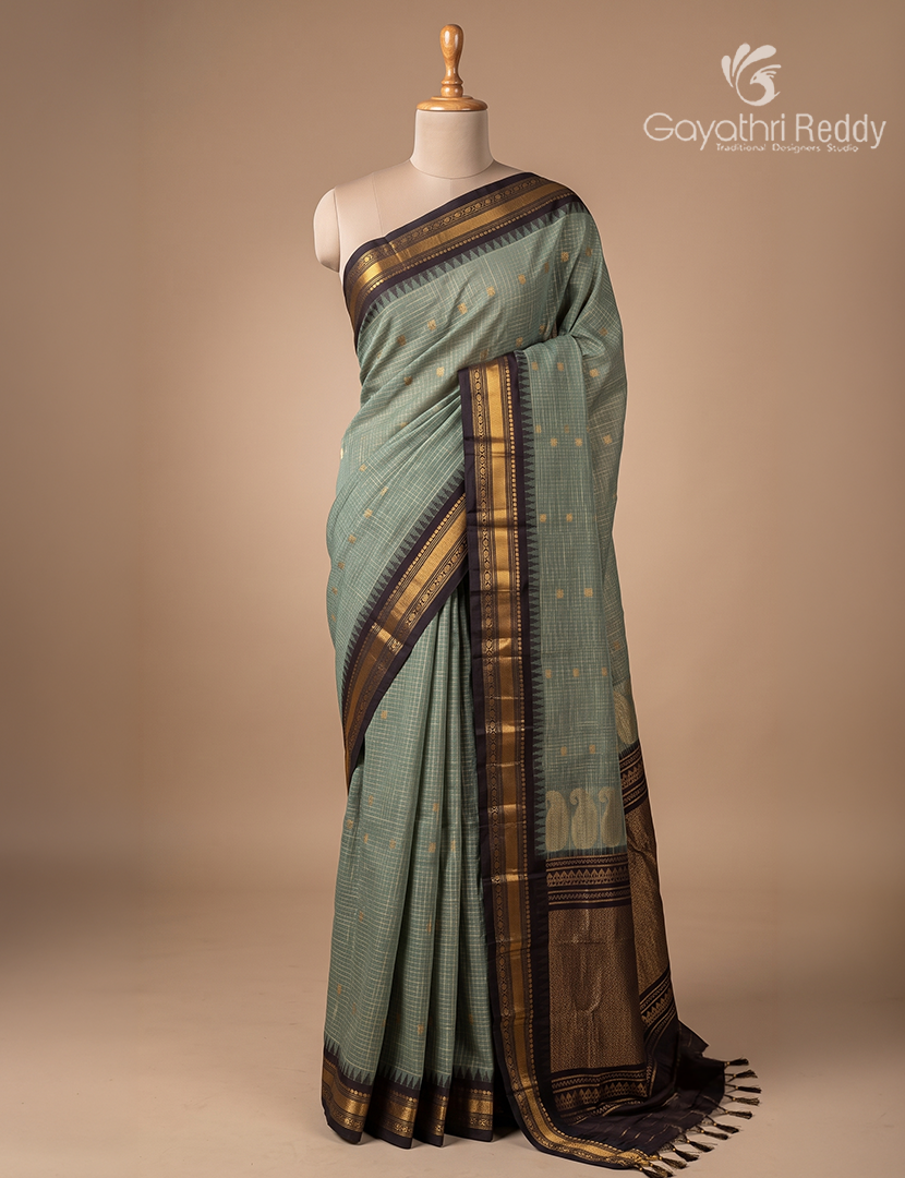 Pure Gadwal Cotton Saree in Grey and Black