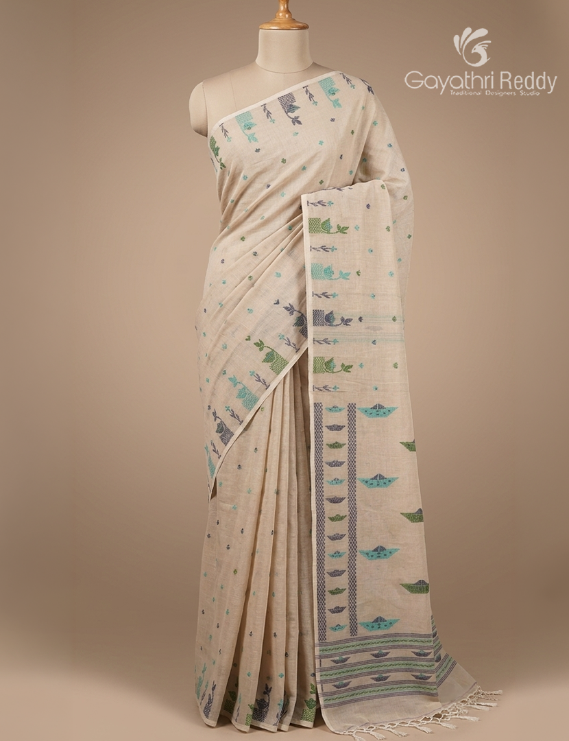 Jamdani Cotton Saree in Off White