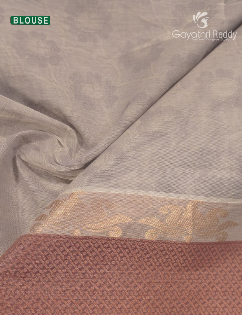 Pure Kanchi Cotton Saree in Pastel Grey