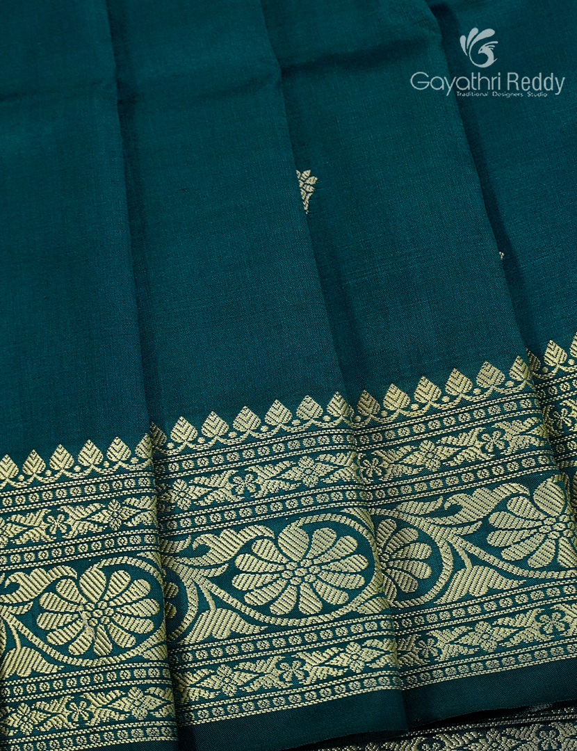 Pure Banaras Katan Silk Saree in Deep Peacock Green