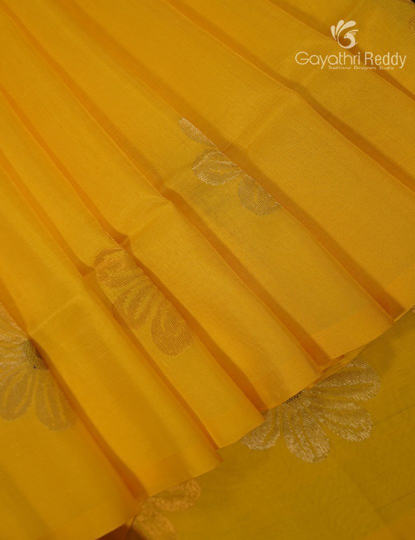 Pure Uppada Silk Saree in Yellow and Bottle Green