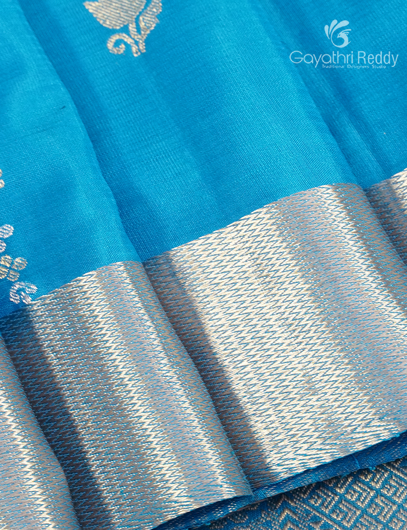 Pure Kanchipuram Silk Vinrage Saree in Sky Blue