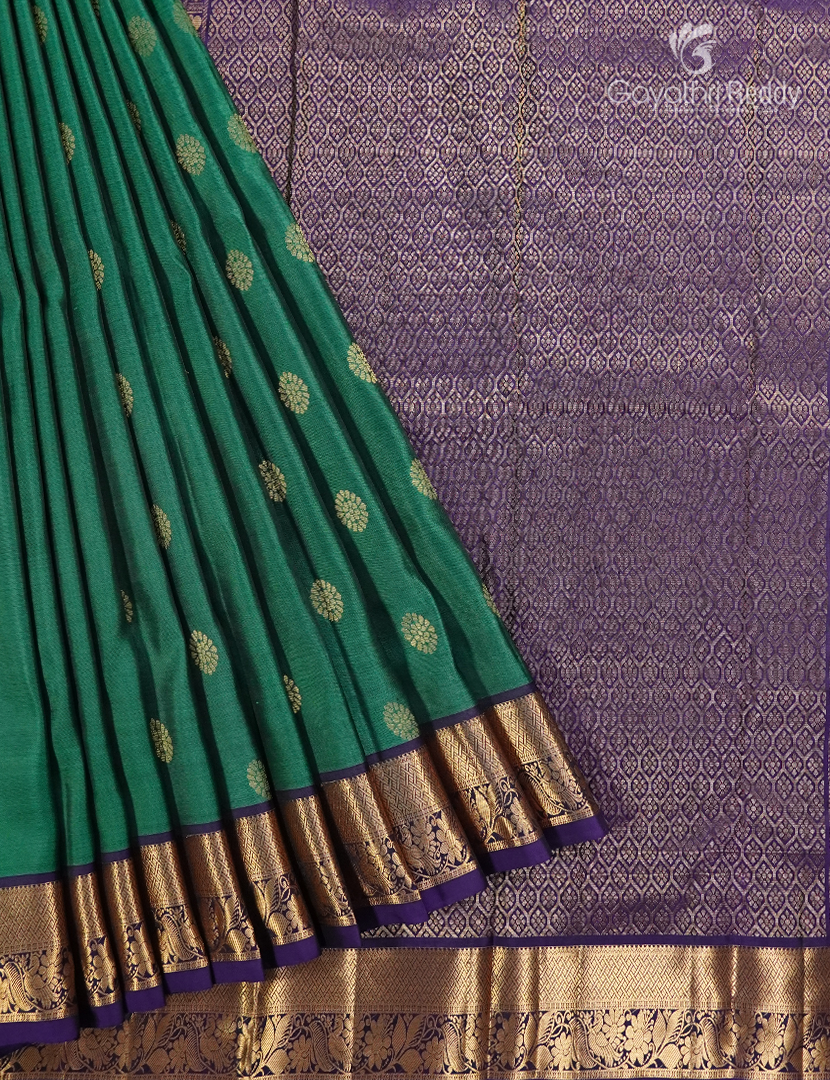 Pure Kanchipuram Silk Saree in Deep Peacock Green and Deep Violet