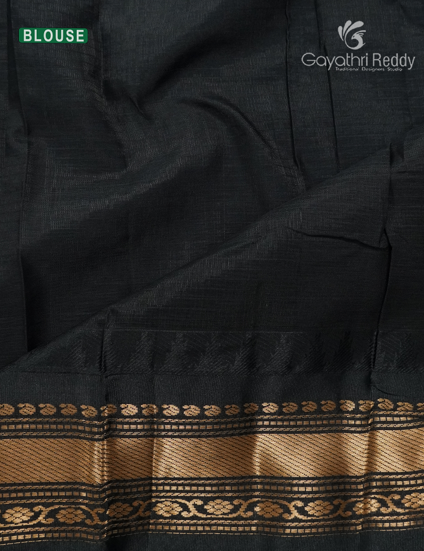 Pure Gadwal Cotton Saree in Yellow and Black
